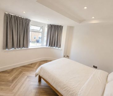 2 Bed Maisonette, Runnymede, SW19 - Photo 1