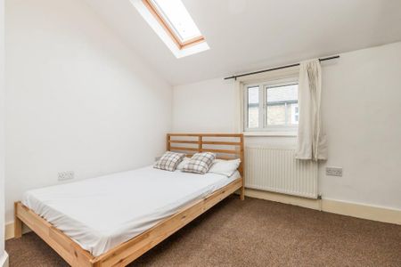 4 bedroom maisonette to rent - Photo 4