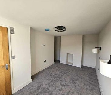 Gillsmans Hill, St. Leonards-on-sea, TN38 - Photo 1