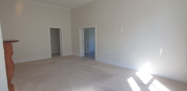 EPSOM - Double Grammar Zone or Groups - Photo 1