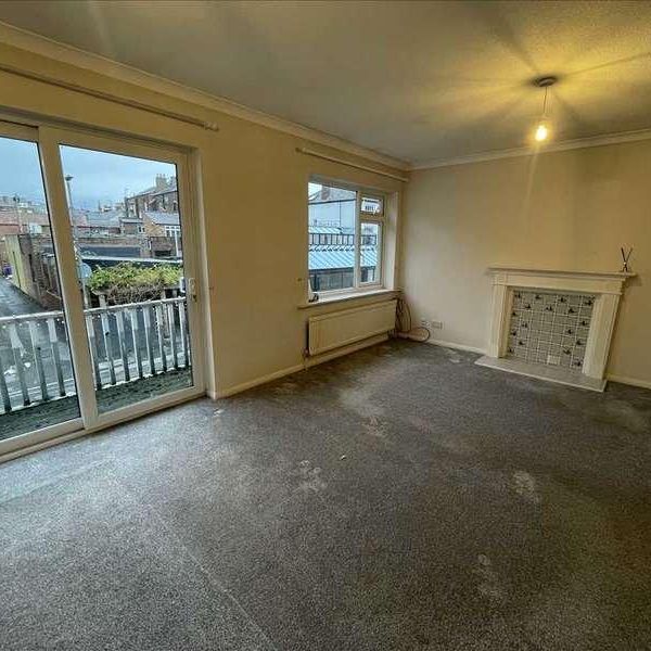 South Crescent Road, Filey, YO14 - Photo 1