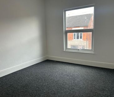 2 bedroom property to rent - Photo 6