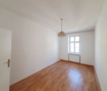 Entzückende Wohnung - Altbauhaus - in gesuchter Toplage - Photo 6