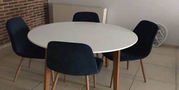 Gelijkvloers app. te huur in Lanaken voor € 900 met 1 slaapkamer - Photo 1