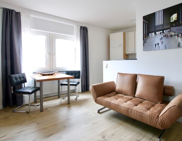 Modernes City Apartment mit Aufzug im Herzen von Köln - Foto 1