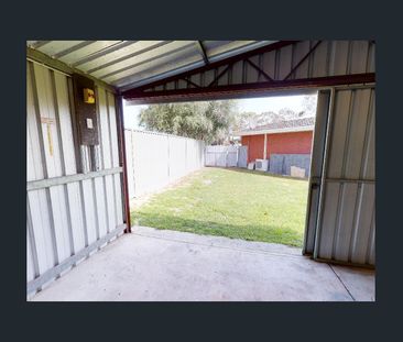 Quiet Bayswater Retreat - Photo 1