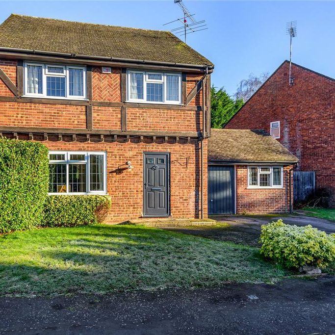 4 bedroom detached house to rent - Photo 1