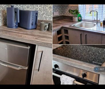 1 bedroom flat to rent - Photo 5