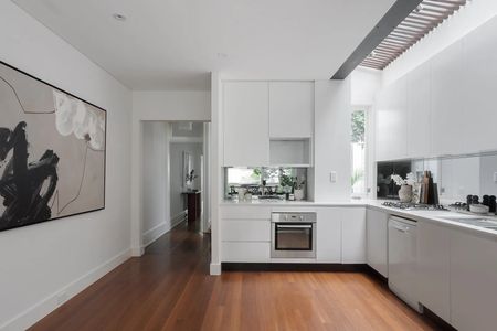 96 Liverpool Street, Paddington NSW 2021 - Terrace For Rent | Domain - Photo 3
