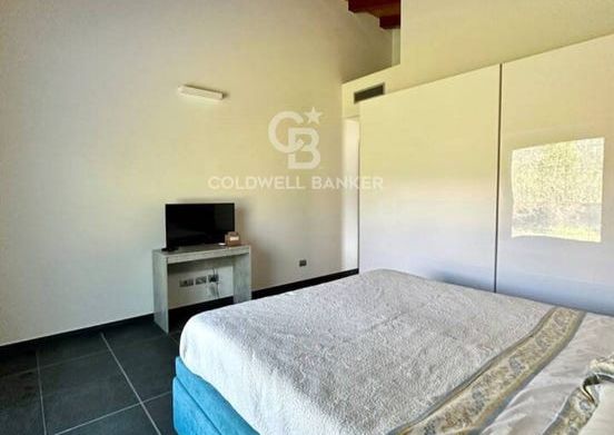 via crociale, Pietrasanta, Tuscany 55045