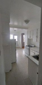 Grand 3 1/2 a louer - Photo 4