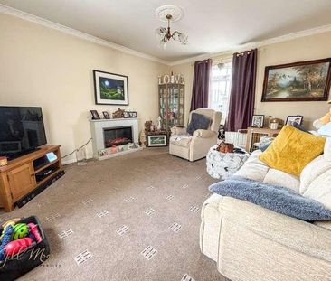 Murray Avenue, Fencehouses, Houghton Le Spring, DH4 - Photo 1