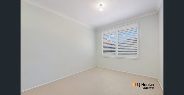 Single-Level Villa – Low Maintenance Living - Photo 1