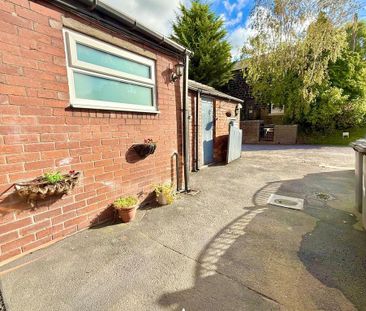 2 bedroom terraced house to rent - Photo 4