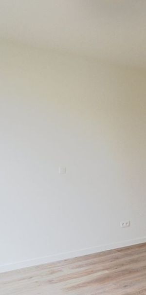 Woning te huur in Emelgem voor € 775 met 1 slaapkamer - Photo 1