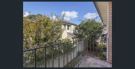 Convenient Living in a Prime Coniston Location - Photo 3