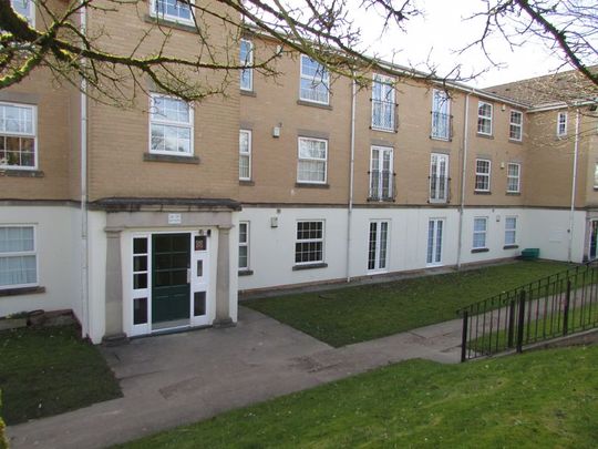 Dell Road, Shawclough - Photo 1