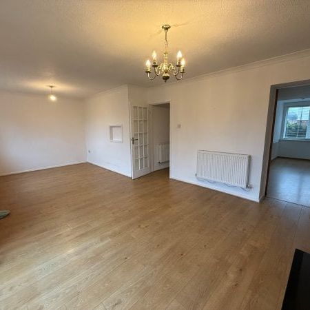 North Baddesley - Photo 1