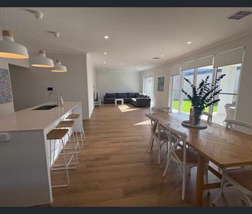 Luxury Meets Lifestyle - Photo 1