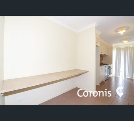 8/4 Maranoa Street, Coomera, Qld 4209 - Photo 2