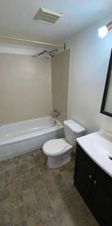 1 bedroom Suite - Avail February 1st Early move-in possible!! - Photo 1