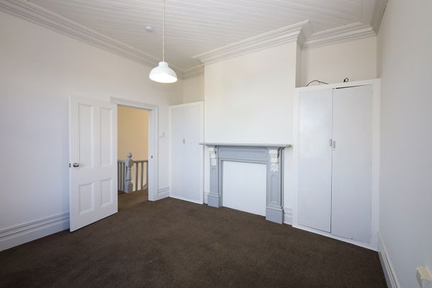 Spacious 4-Bedroom Flat in Prime City Centre Location – Dunedin, 9016 - Photo 1