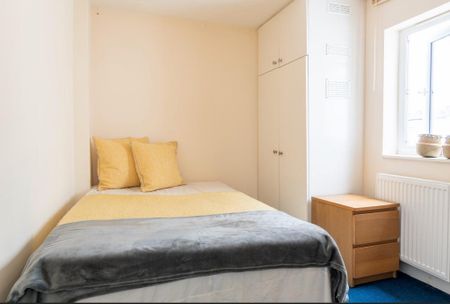 7 bedroom house to rent - Photo 3