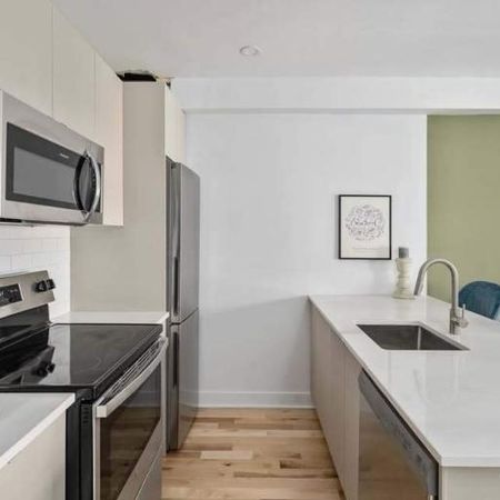 2 CH - 1 SDB - Montreal - $1,895 /mo - Photo 4