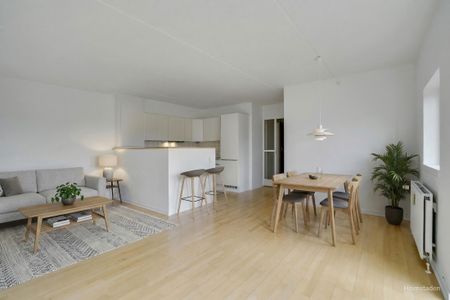 Lejlighed med udsigt - Photo 3