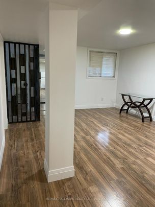 For Lease - 256 Stone Road Unit# Bsmt, Aurora, Ontario - Photo 1