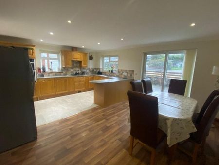 St. Issey, Wadebridge, PL27 - Photo 4