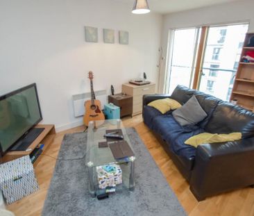 1 bedroom flat to rent - Photo 2