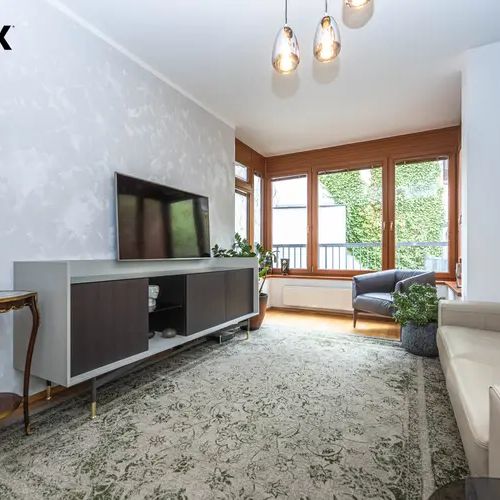 Pronájem zařízeného 2+kk/B + garážové stání - Fotografie 1