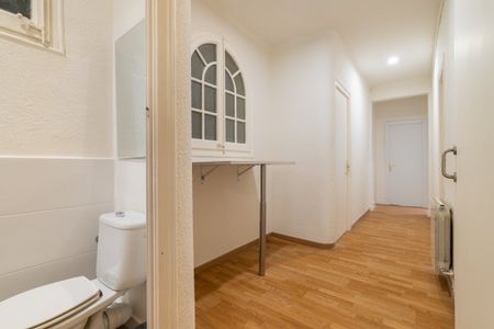 Passatge de Marimon, Barcelona, Catalonia 08021 - Photo 5