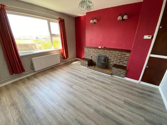 27 Ardpatrick Avenue, Downpatrick, BT30 6JF - Photo 1