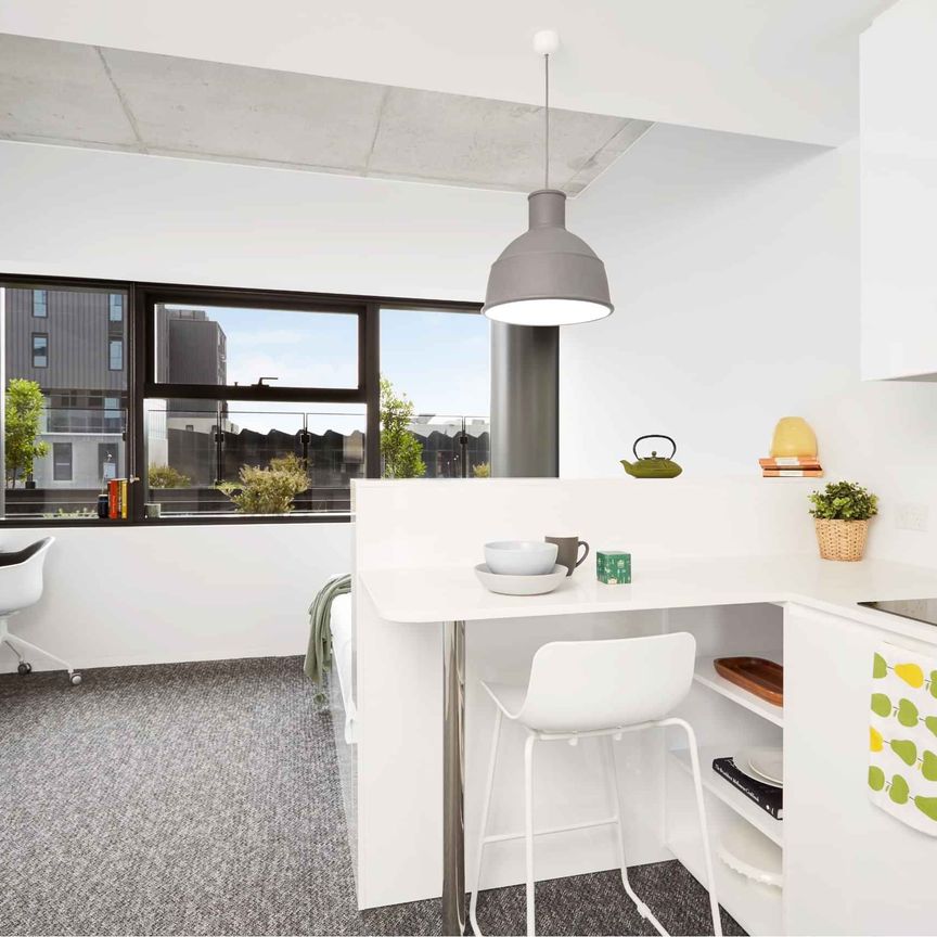 Signature Plus Studio, Queen Bed - Photo 1