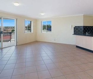 12/12-14 Hills Street, Gosford - Photo 2