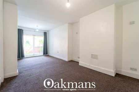 5 bedroom semi-detached house to rent - Photo 2