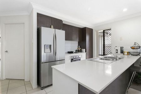 Walking Distance to Parks and Bounty Boulevard State School - Photo 4