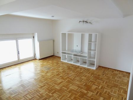 Gemütliche, geräumige und sonnige Maisonette-Mietwohnung mit guter Raumaufteilung …! - Photo 2