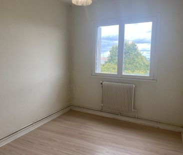 Location Appartement 3 pièces 65m² MARMANDE 47200 - Photo 4