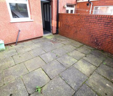 2 bedroom terraced house to rent - Photo 6