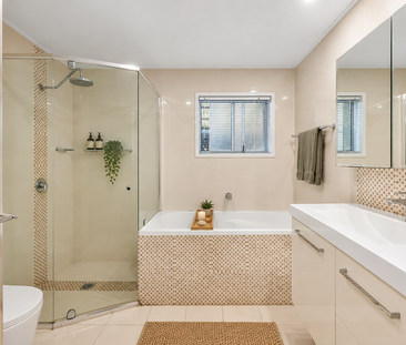 Single Level Living - Photo 4