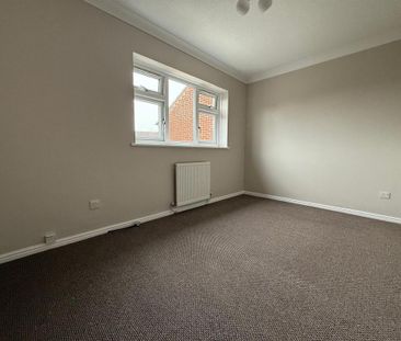 3 bedroom detached house to rent - Photo 3