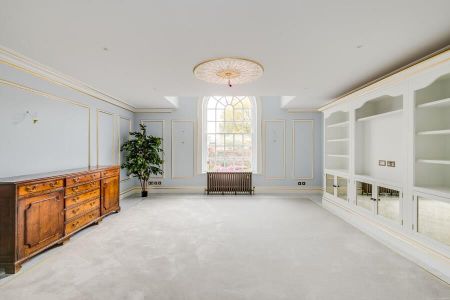 12 Bedroom Detached House To Let - Photo 4