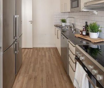 Valstavägen 74 - Photo 3