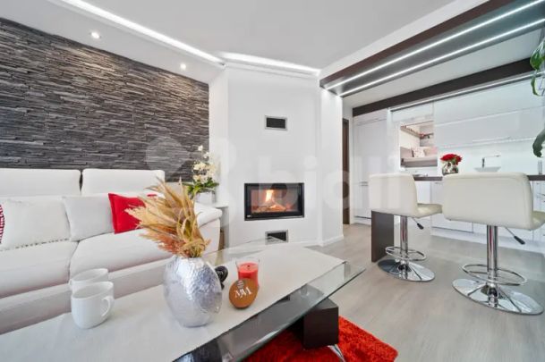 Pronájem bytu 3kk 64m² - Fotografie 1