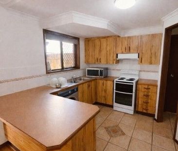 Quality 1 bedroom unit in prime location! - Photo 2