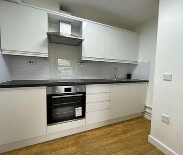 Weymouth, DT3 - Photo 2