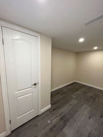 For Lease - 332 Jackson Street Unit# Lower, Hamilton, Ontario - Photo 4